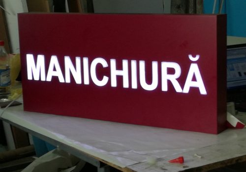 Lightbox ”Manichiură”