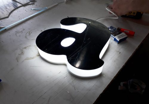 Litere Iluminate ”a”